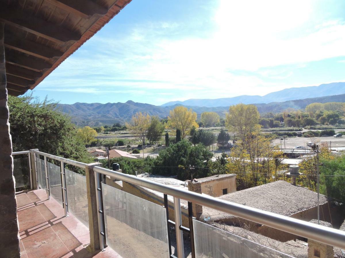 Hostal Casa De Piedra Humahuaca Εξωτερικό φωτογραφία
